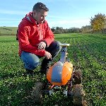 ابداع ربات مزرعه دار مجهز به هوش مصنوعی